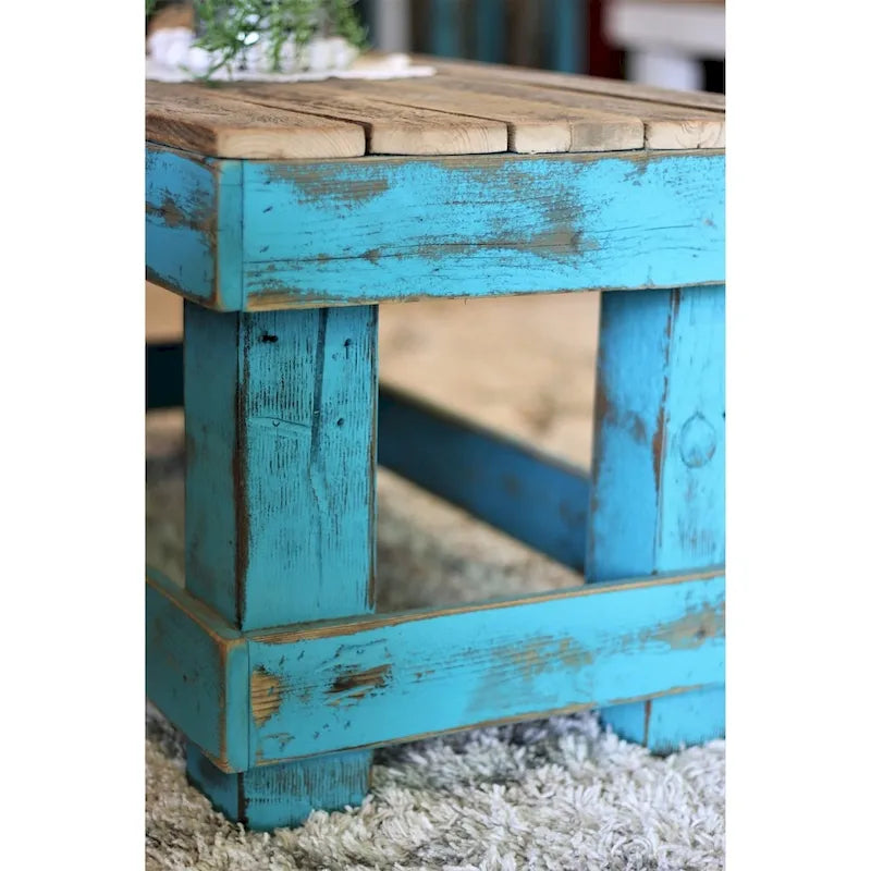 Table basse rustique faite à la main en bois de récupération blanc/bleu avec finition vieillie et scellant résistant à l'eau