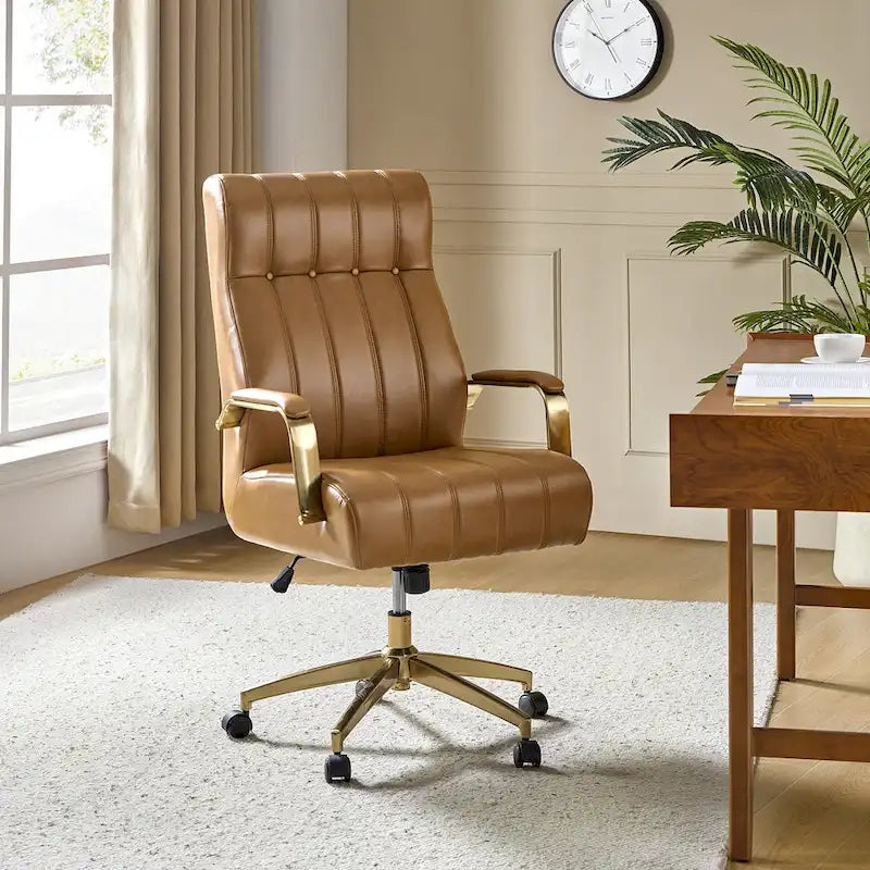 Fauteuil de bureau pivotant en similicuir style Mid-Century avec surpiqûres en canal et base en métal doré, coloris Camel / Marron / Noir / Vert / Ivoire / Bleu marine, simple