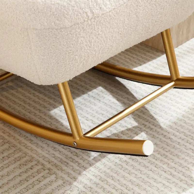 Fauteuil à bascule et planeur avec base en métal doré et appui-tête réglable en tissu Sherpa artificiel beige/rose/gris, modèle unique